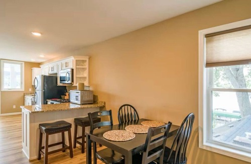 Conesus Apartment | Lakefront Penthouse Apartment