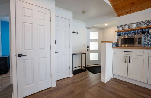 Harwich House | Lakefront, Pet Friendly Getaway