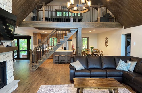 Lackawaxen House | Lakefront Pocono Retreat w/Hot Tub & Game Loft