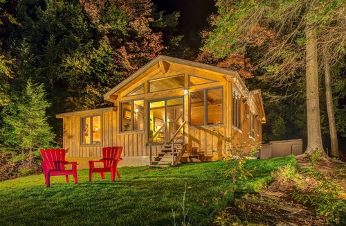 Arietta Cabin | Lakefront Privacy with Stunning Views