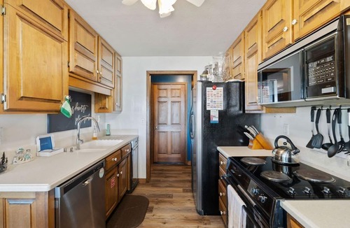 Jefferson City Cabin | Lakefront, Private Dock, Water Toys, Sunset Views!