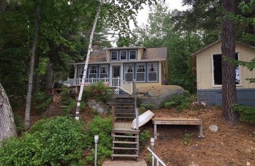Raymond Cabin | Lakefront, private dock & deck, dog friendly, fast wifi on crystal clear Panther