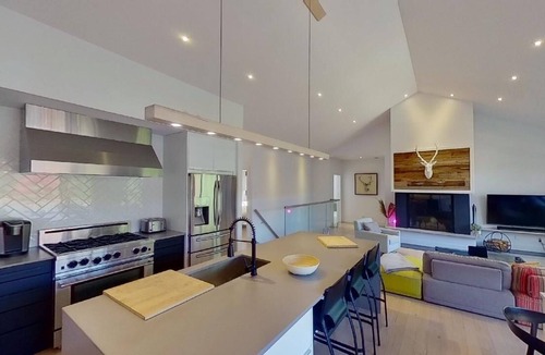 Mille-Isles Ski Chalet | LAKEFRONT (private quay)-SPA-BILLARD-PING PONG-TELEWORKING