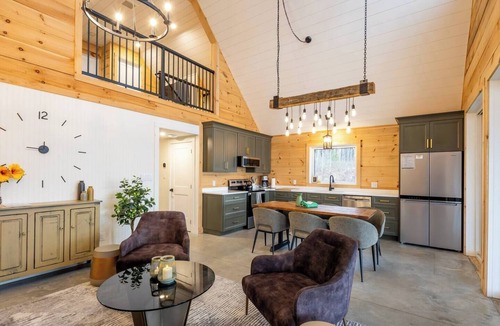 Restoule Cottage | Lakefront Private Resort 32 Guests