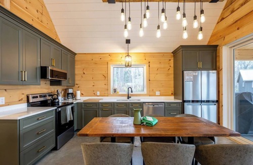 Restoule Cottage | Lakefront Private Resort 32 Guests