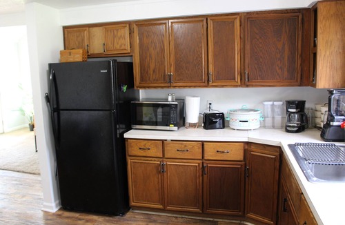Pierceton House | Lakefront Property-Vaulted Ceiling, Dock/Beach, Pet friendly!