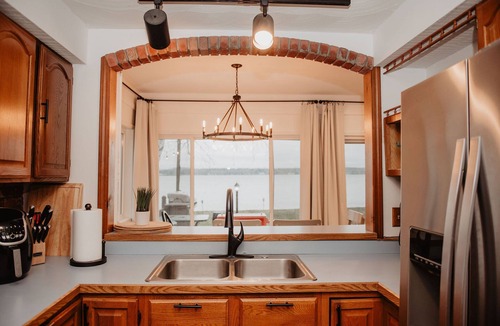 Auburn Cottage | Lakefront Rare 2+ Acre Lot 100ft+ of Lakefront