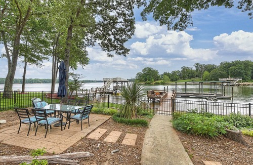 Lake Norman of Catawba House | Lakefront Retreat Hot Tub + Game Room + Dock | A Frame of Mind