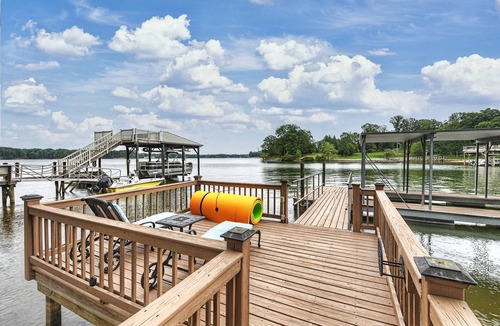 Lake Norman of Catawba House | Lakefront Retreat Hot Tub + Game Room + Dock | A Frame of Mind