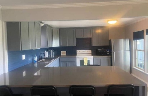 Pecan Acres House | Lakefront Retreat at Meeka’s Cove + Pet-Friendly + Outdoor Dining