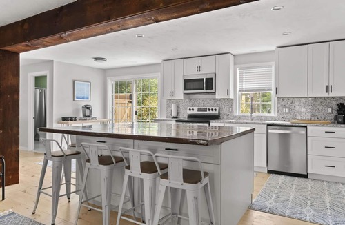 West Wareham House | Lakefront Retreat & Back Yard Oasis