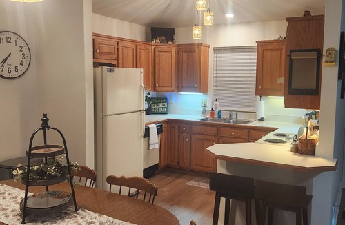 Lost Bridge Village House | Lakefront Retreat Cove Access 5 Min to Marina n4/3-Sleeps 10