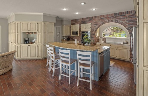 Bella Vista House | Lakefront Retreat - Hot Tub, Dock & Games