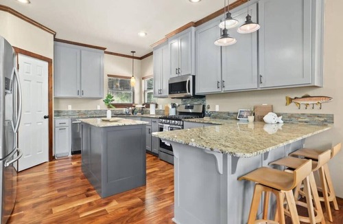 Springdale House | Lakefront Retreat - Hot Tub & Game Room