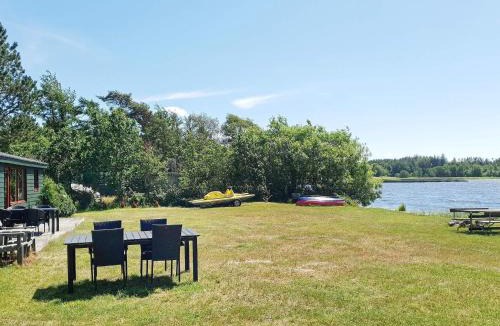 Skanderborg House | Lakefront Retreat in Sohojlandet