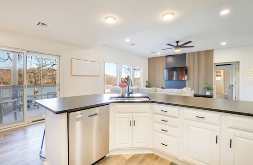 Bella Vista House | Lakefront Retreat w/Game Room in Bella Vista!