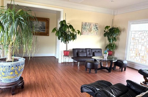 Purcellville Bed & Breakfast | Lakefront Retreat 1 BR 1 Full Bath w/Private Island Access + Breakfast Included