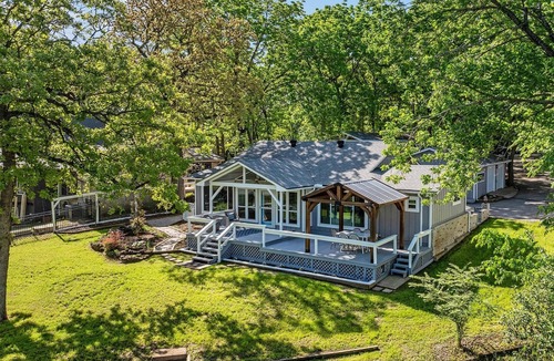Malakoff House | Lakefront Retreat with Dock & Guest House