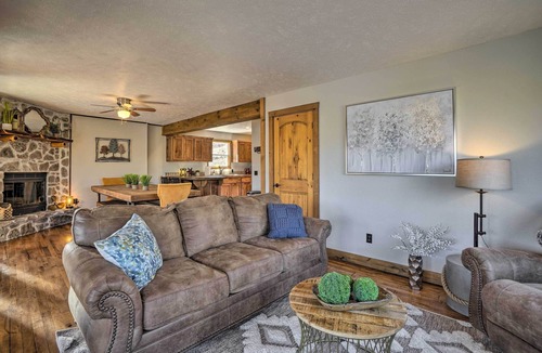 Shell Knob House | Lakefront Shell Knob Home w/Deck & Gas Grill