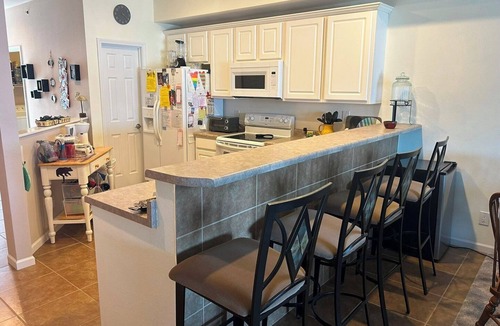 Camdenton Condo | Lakefront Sierra Bay Retreat with Rustic Charm