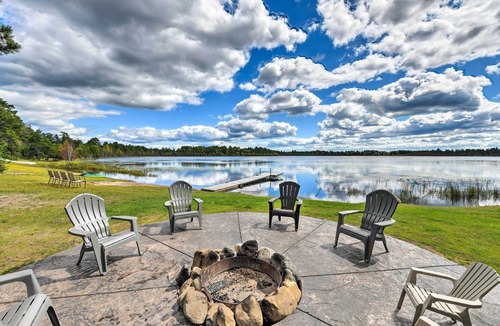 Solon Springs Cabin | Lakefront Solon Springs Cabin w/Private Dock!