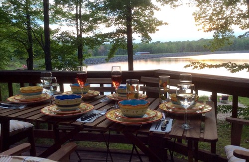 Pocono Lake House | Lakefront 🛶 Spa ♨️ Firepit 🔥 Boating 🚣‍♂️ Game Rm 🎮 Fishing 🎣 Sunsets 🌅