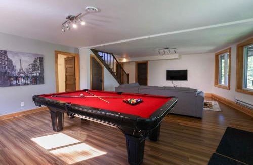 Sainte-Marguerite-du-Lac-Masson Ski Chalet | Lakefront - Spa - Pool table - Mistral 154
