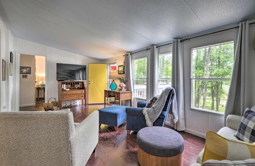 Milledgeville House | Lakefront Sparta Home: Fire Pit, Dock & Kayak