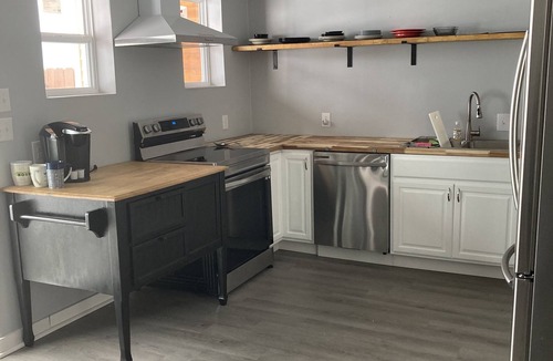 Lorain House | Lakefront Sunset Heaven.