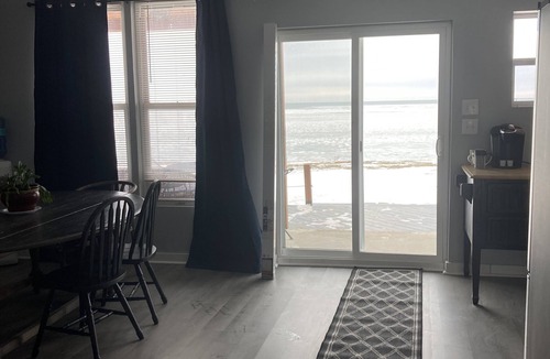 Lorain House | Lakefront Sunset Heaven.