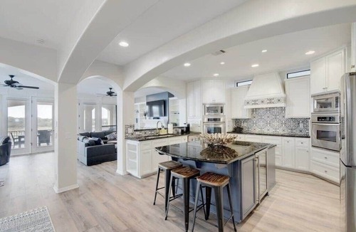 Briarcliff House | Lakefront swim/fish dock, hot tub, game room