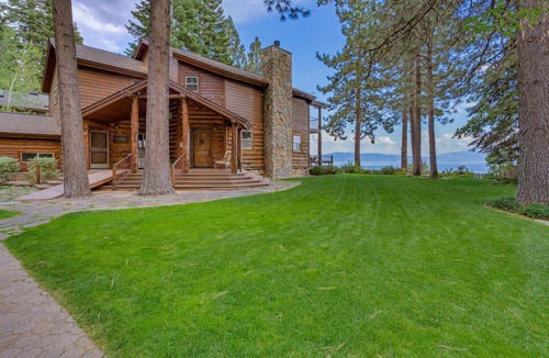 Lake Forest House | Lakefront Tahoe Chalet | Private Shoreline & Views