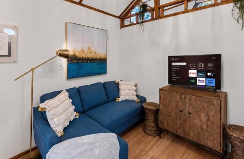 Shreveport House | Lakefront Tiny Emerald wkayaks & canoes