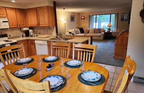 Chestertown House | Lakefront Townhome Chestertown "Lakeside Escape"