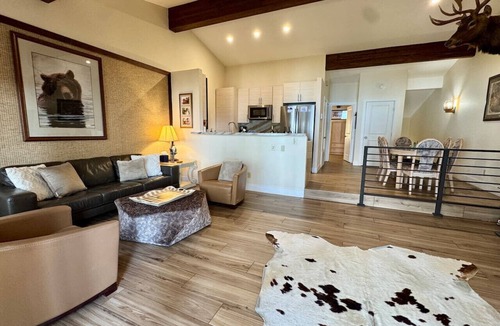 Zephyr Cove Villa | Lakefront Townhome | Prvt Beach & Decks | Sleeps 6