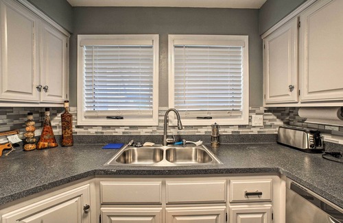 Bella Vista Apartment | Lakefront & Trailside Escape w/Private Dock +deck