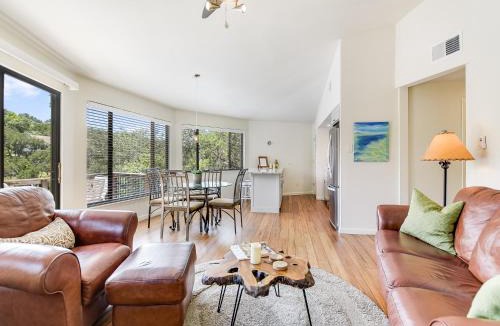Lakeway House | Lakefront Treehouse on Lake Travis Pool & Hot Tub