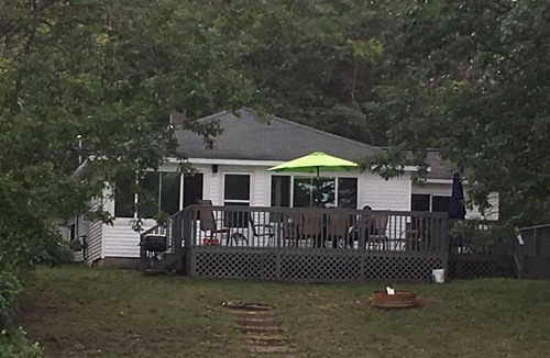 Idlewild Cottage | Lakefront two bedroom cottage with Wifi and Ac on enchanting Idlewild Lake