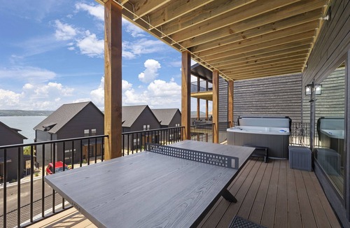 Hollister House | Lakefront | Two homes (sleeping 46) golf simulators, outdoor saunas, & hot tubs