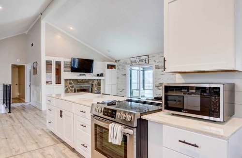 Camdenton House | Lakefront Vacation Rental with Dock & Views!