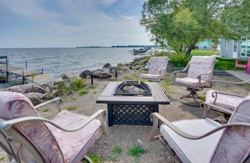 Hamlin County House | Lakefront Vacation Rental with Fire Pit and Dock!