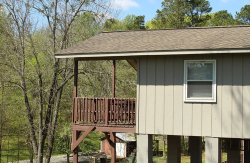 Eddyville House | Lakefront Villa