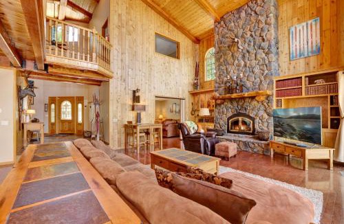 Big Bear Lake Ski Chalet | Lakefront Village Castle- Foosball- Boat Dock-
