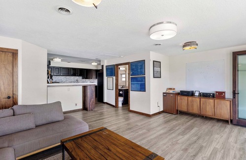 Moses Lake House | Lakefront Washington Home w/Private Pool & Sauna