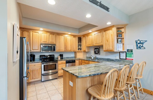 Crosslake Condo | Lakefront WFC Condo | Beach| Pool| Dock Slip|839
