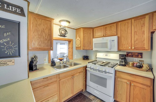 Townsend Cottage | Lakefront Wisconsin Home w/Boat Dock & Fire Pit!