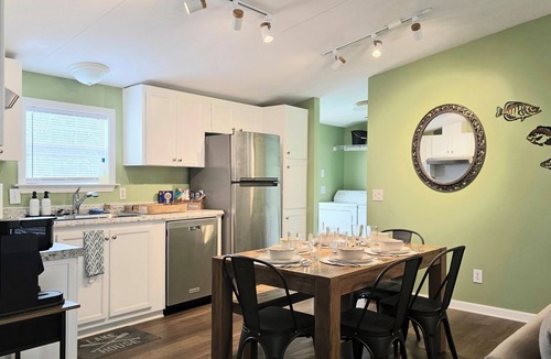 Ellabell House | Lakehouse - 10 mins Hyundai & 30 mins Savannah