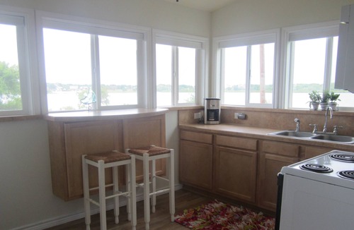 Frisco House | Lakehouse Bungalow-Frisco Location