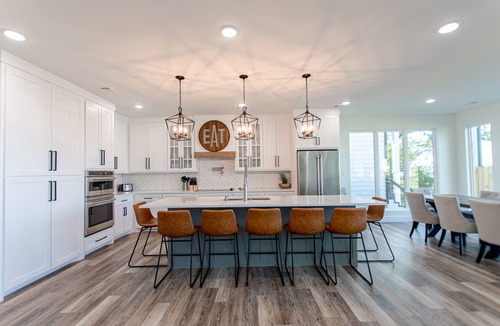 Carolyn Estates House | Lakehouse Getaway! Perfect For Boating Swimming Fishing Kayaking