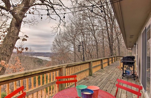 Lost Bridge Village House | Lakehouse Landing at Beaver Lake w/ Grill, Pool